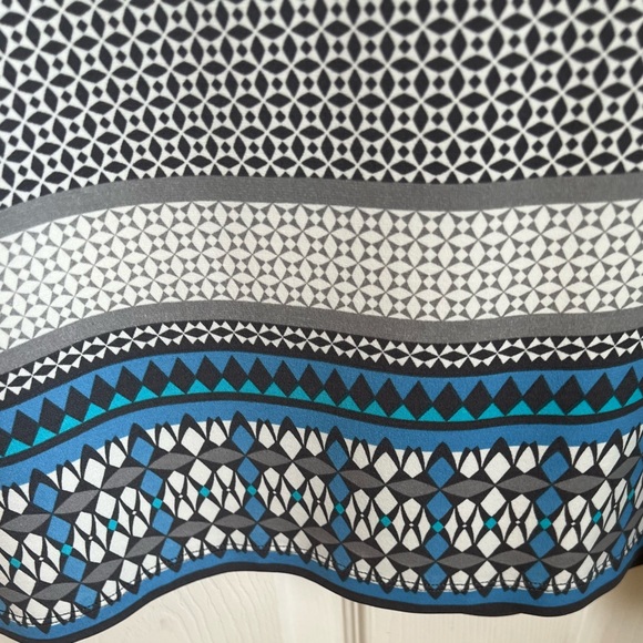 MAX STUDIO DRESS - Picture 5 of 5